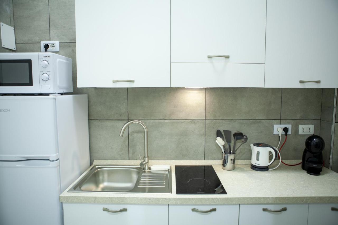Na' Stanza In Piazza Apartment Наполи Екстериор снимка